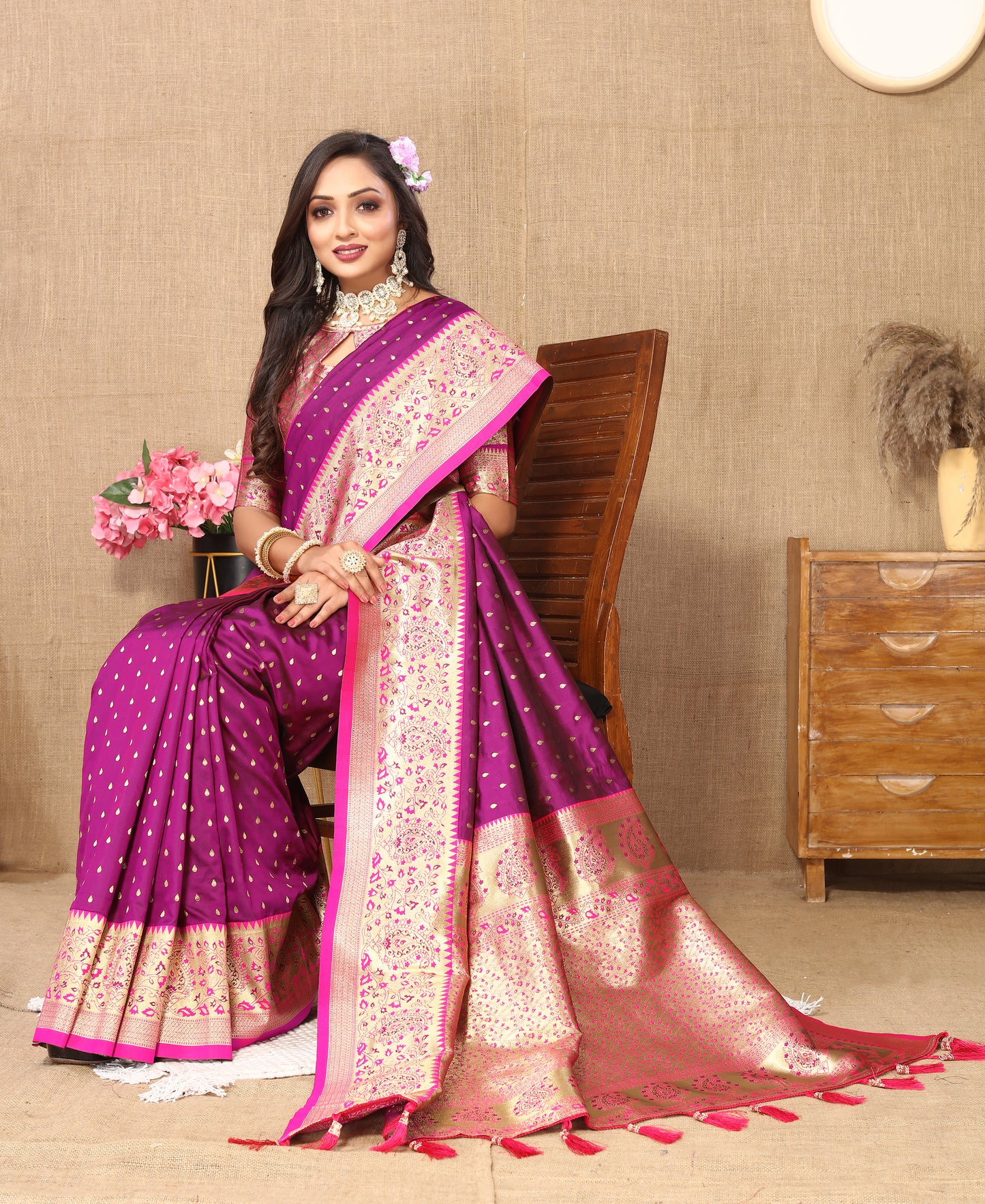 Wine Soft Silk Zari Motifs Saree With Brocade Blouse Piece