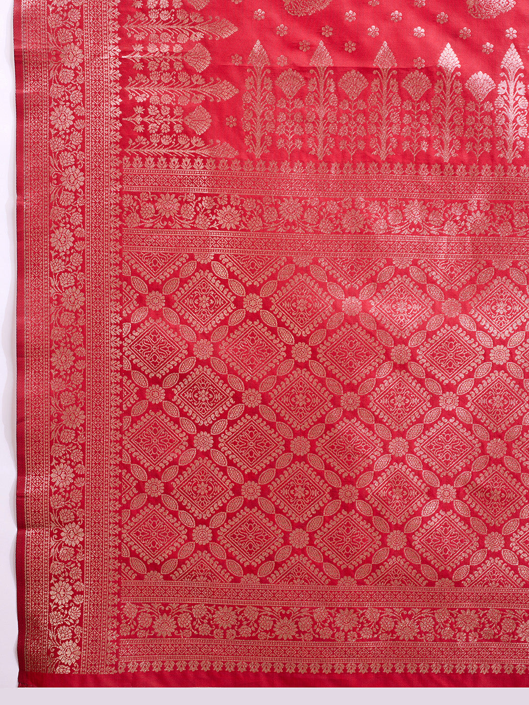 Red Pure and Rich Banarasi Soft Silk Saree With Silk Blouse Piece