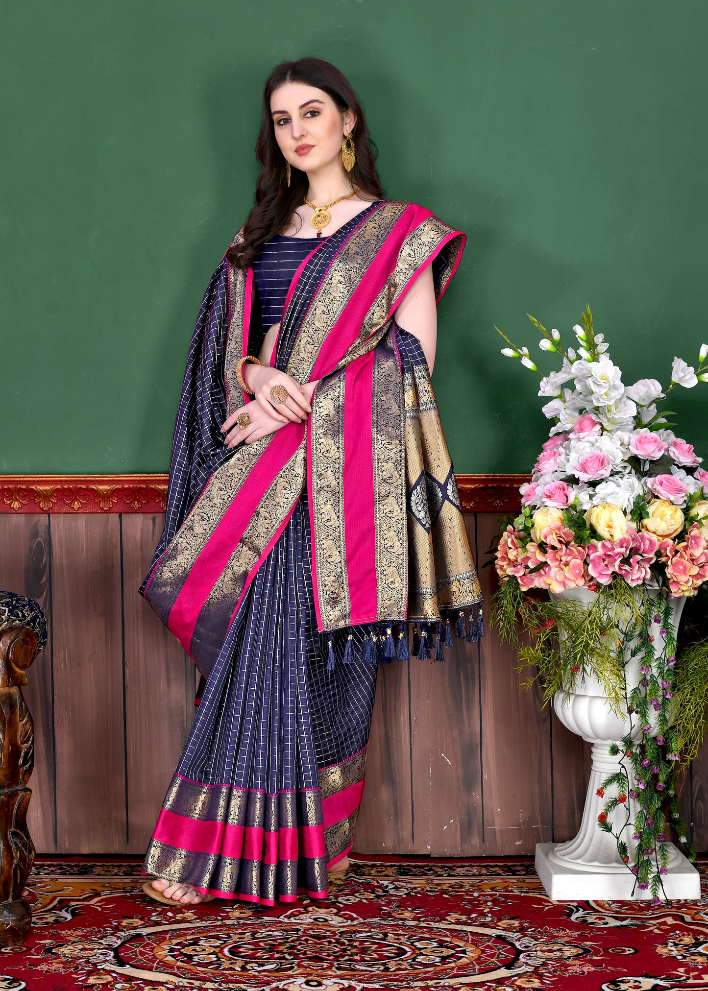 Blue Graceful Woven Chex Silk Saree With Blouse Piece