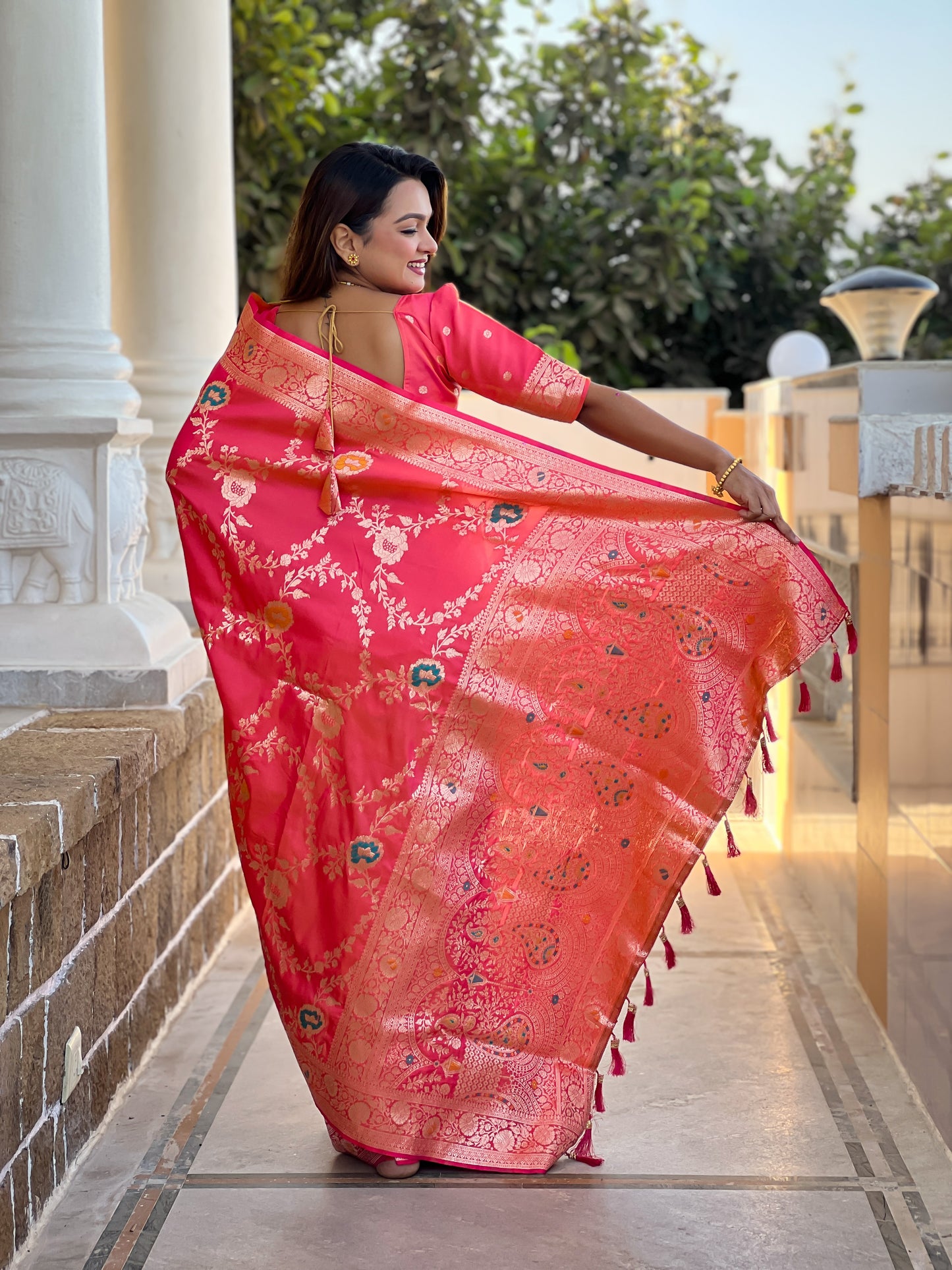 Peach Graceful Trending Banarasi Silk Saree With Blouse Piece