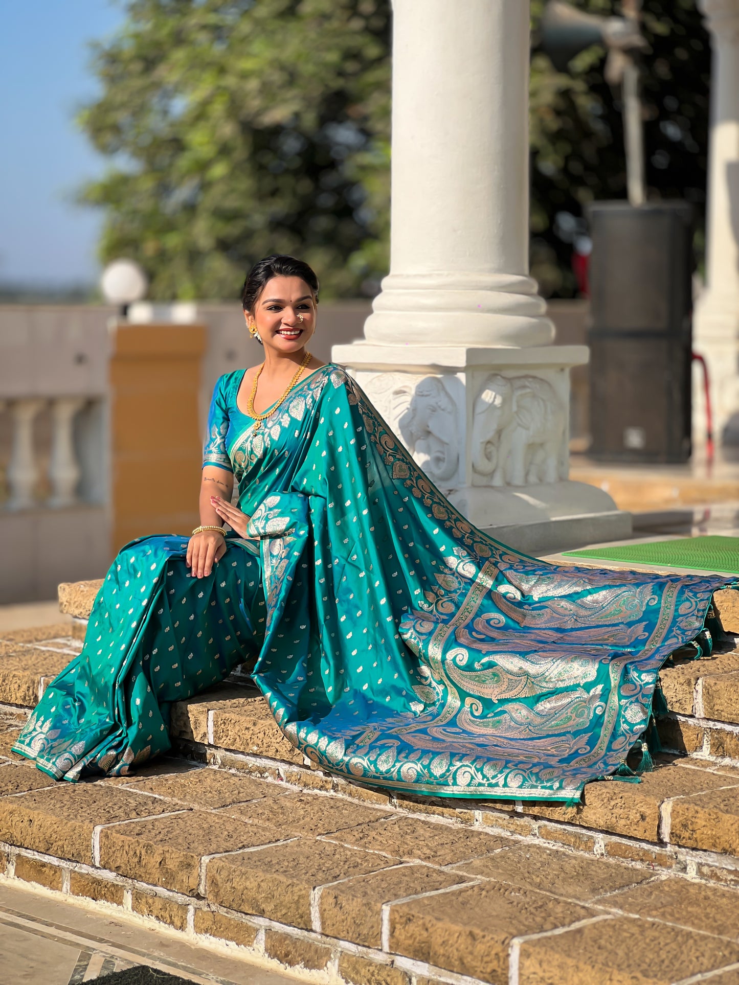 Rama Unique Meena Banarasi Silk Saree With Blouse Piece