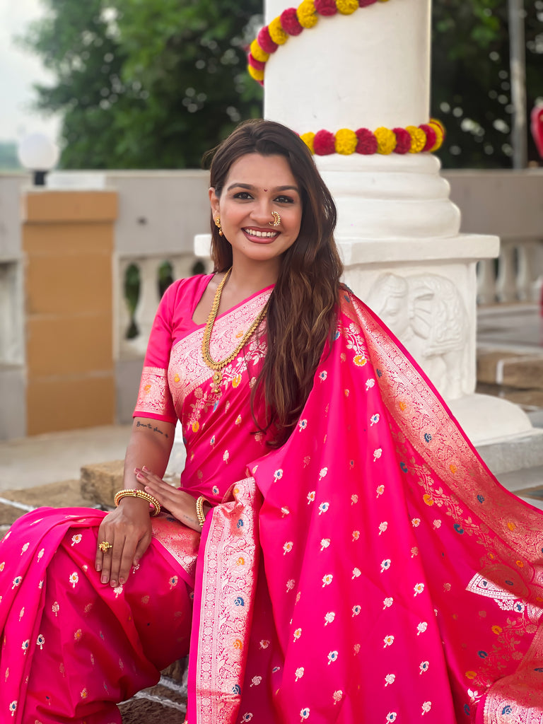 Pink Graceful Meena Banarasi Silk Saree With Blouse Piece