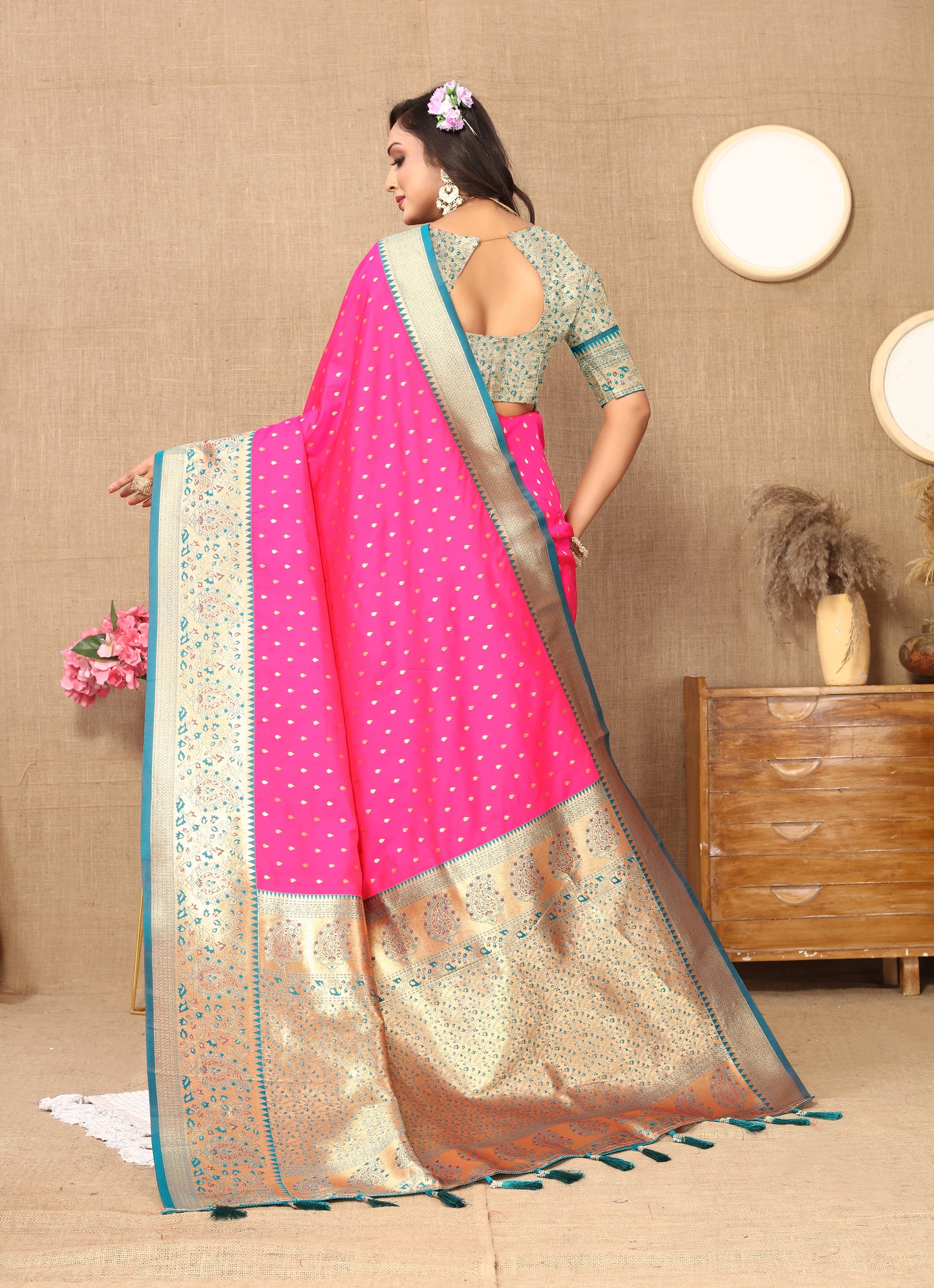 Pink Soft Silk Zari Motifs Saree With Brocade Blouse Piece