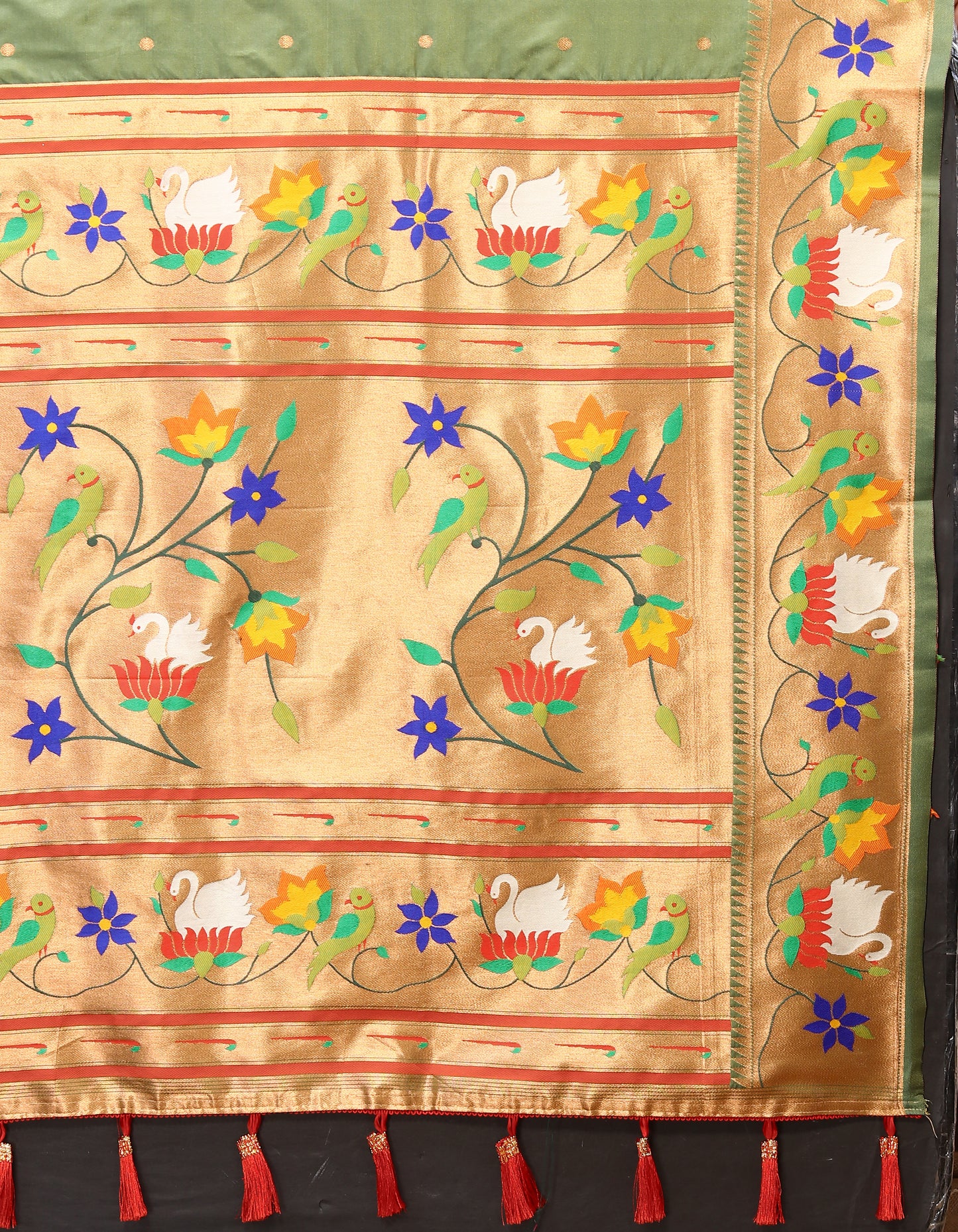 Pista Traditional Rajhans Paithani Soft Silk Saree With Blouse Piece