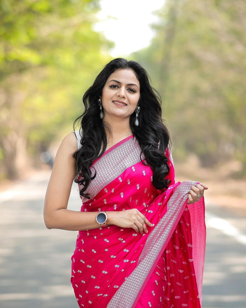 Pink Soft Cotton Silk Saree With Blouse Piece