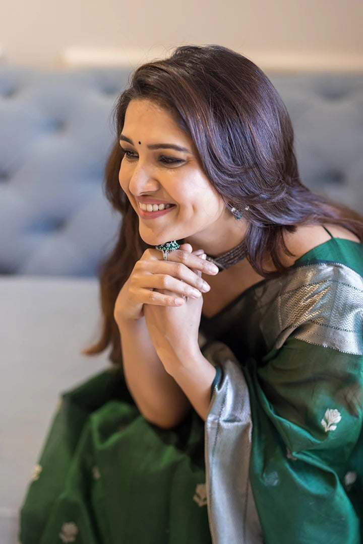 Green Pure Soft Linen Cotton Silk Saree With Blouse Piece