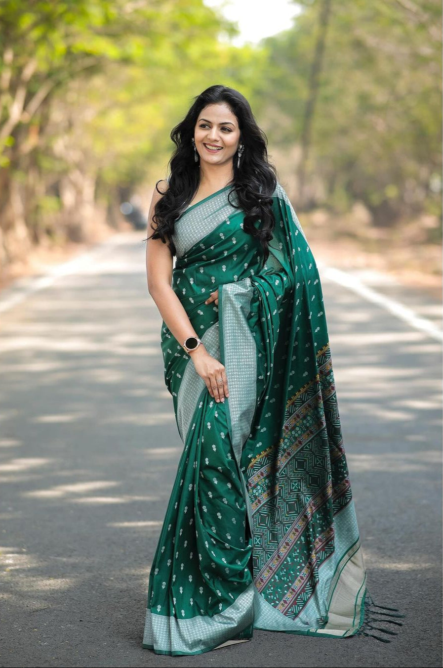 Green Soft Cotton Silk Saree With Blouse Piece