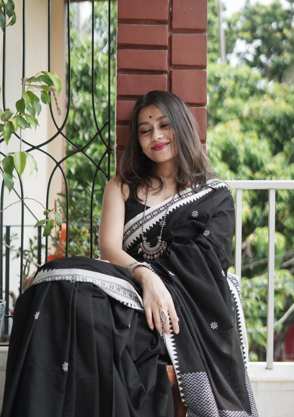 Black & White Soft Cotton Silk Saree With Blouse Piece