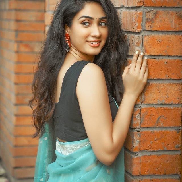 Mint Green Soft Cotton Silk Saree With Blouse Piece