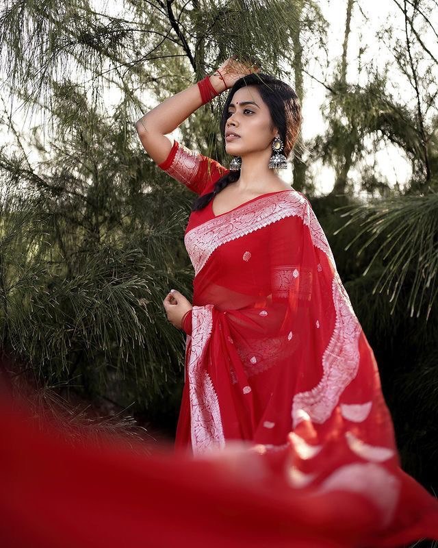 Red Soft Cotton Silk Saree With Blouse Piece