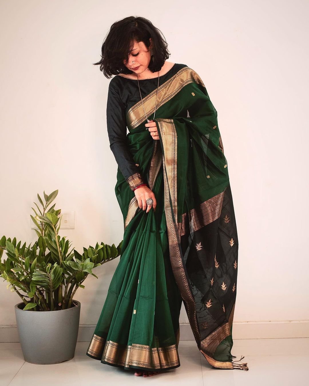 Handloom Green Light Weight Soft Cotton Silk Saree With Blouse Piece