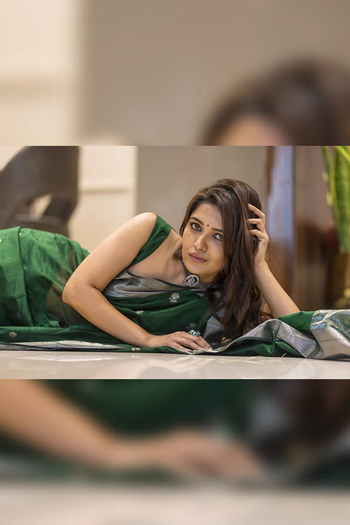 Green Pure Soft Linen Cotton Silk Saree With Blouse Piece