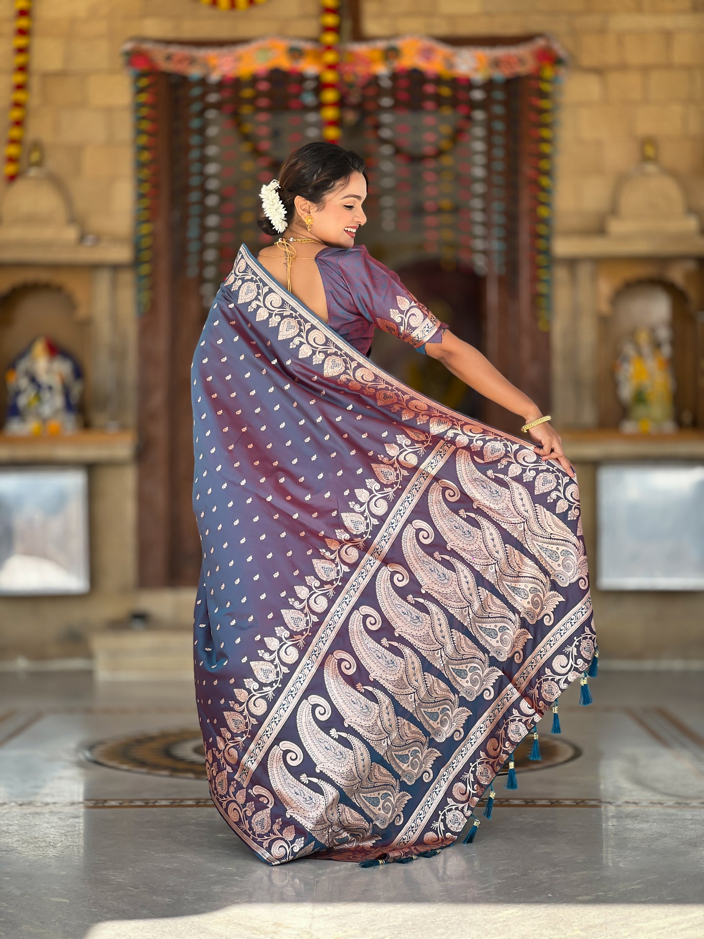 Red Grey Unique Meena Banarasi Silk Saree With Blouse Piece