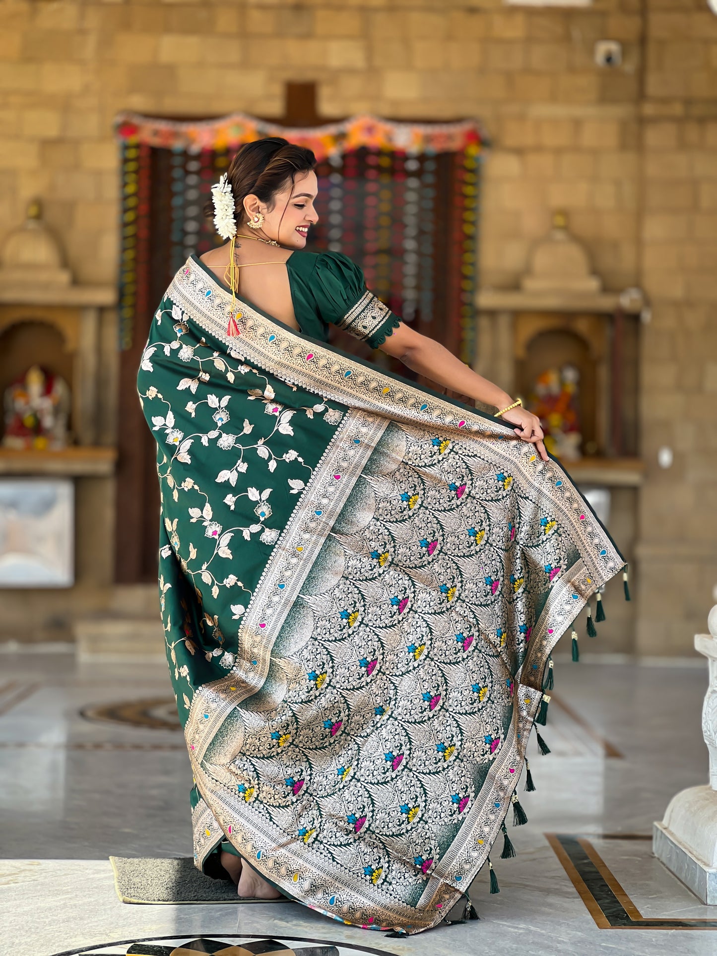 Green Meenakari Elegance Banarasi Silk Saree