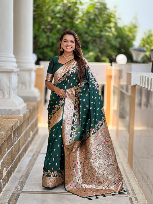 Green Graceful Meena Banarasi Silk Saree With Blouse Piece