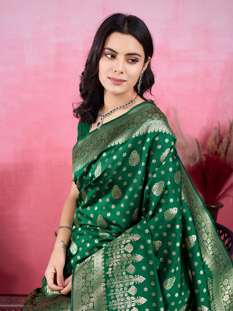 Green Pure and Rich Banarasi Soft Silk Saree With Silk Blouse Piece