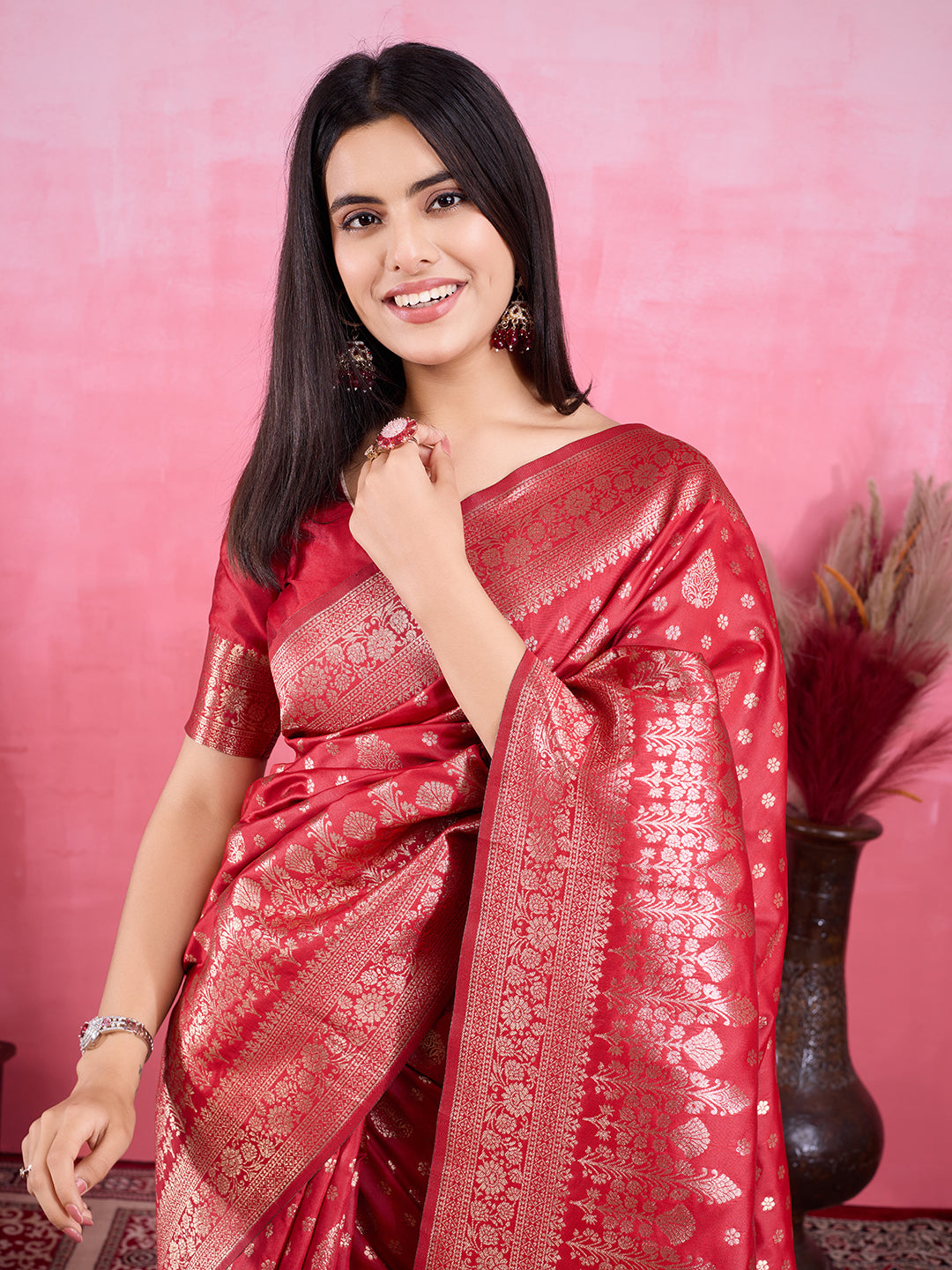 Red Pure and Rich Banarasi Soft Silk Saree With Silk Blouse Piece