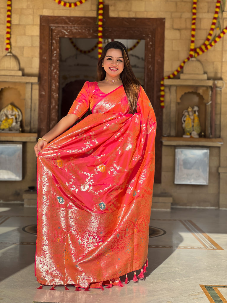 Peach Graceful Trending Banarasi Silk Saree With Blouse Piece