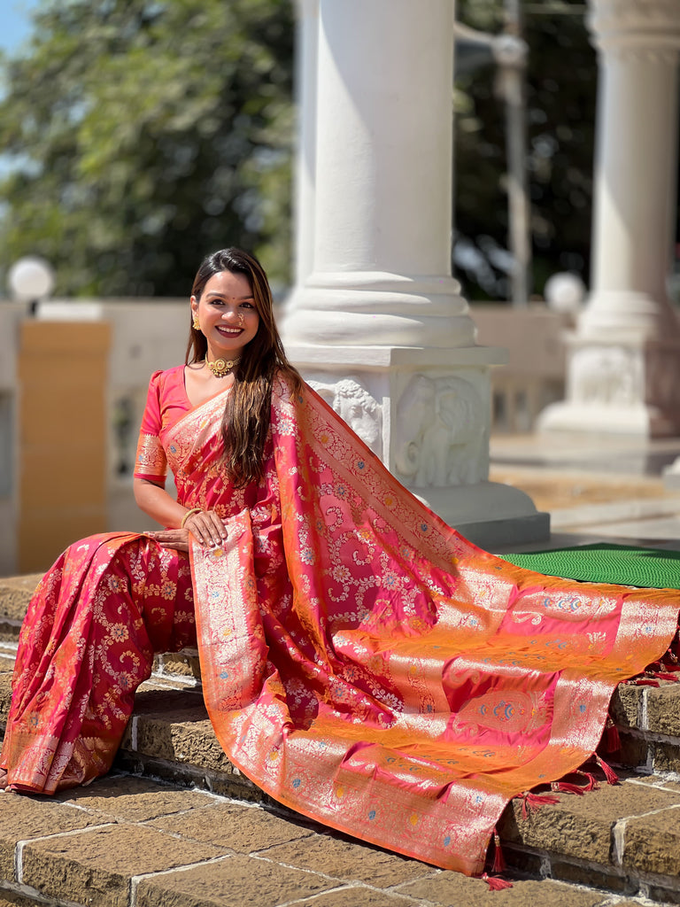 Peach Graceful Glow Banarasi Silk Saree With Blouse Piece