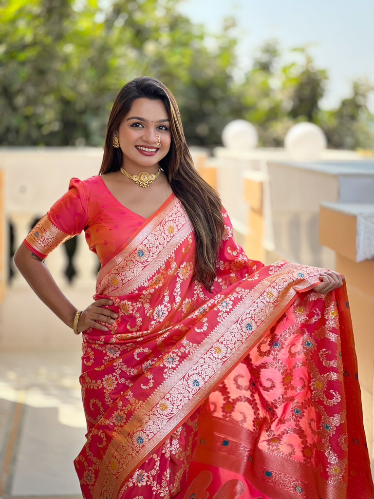 Peach Graceful Glow Banarasi Silk Saree With Blouse Piece