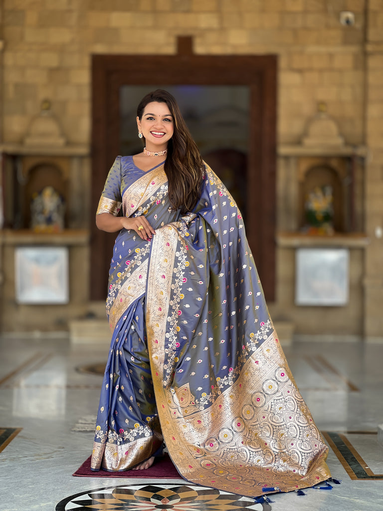 Grey Graceful Meena Banarasi Silk Saree With Blouse Piece