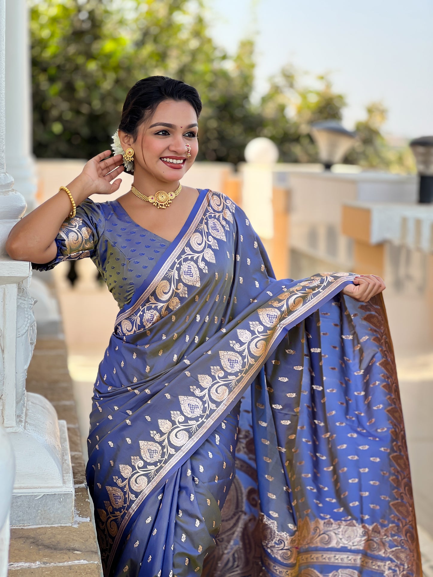 Grey Unique Meena Banarasi Silk Saree With Blouse Piece