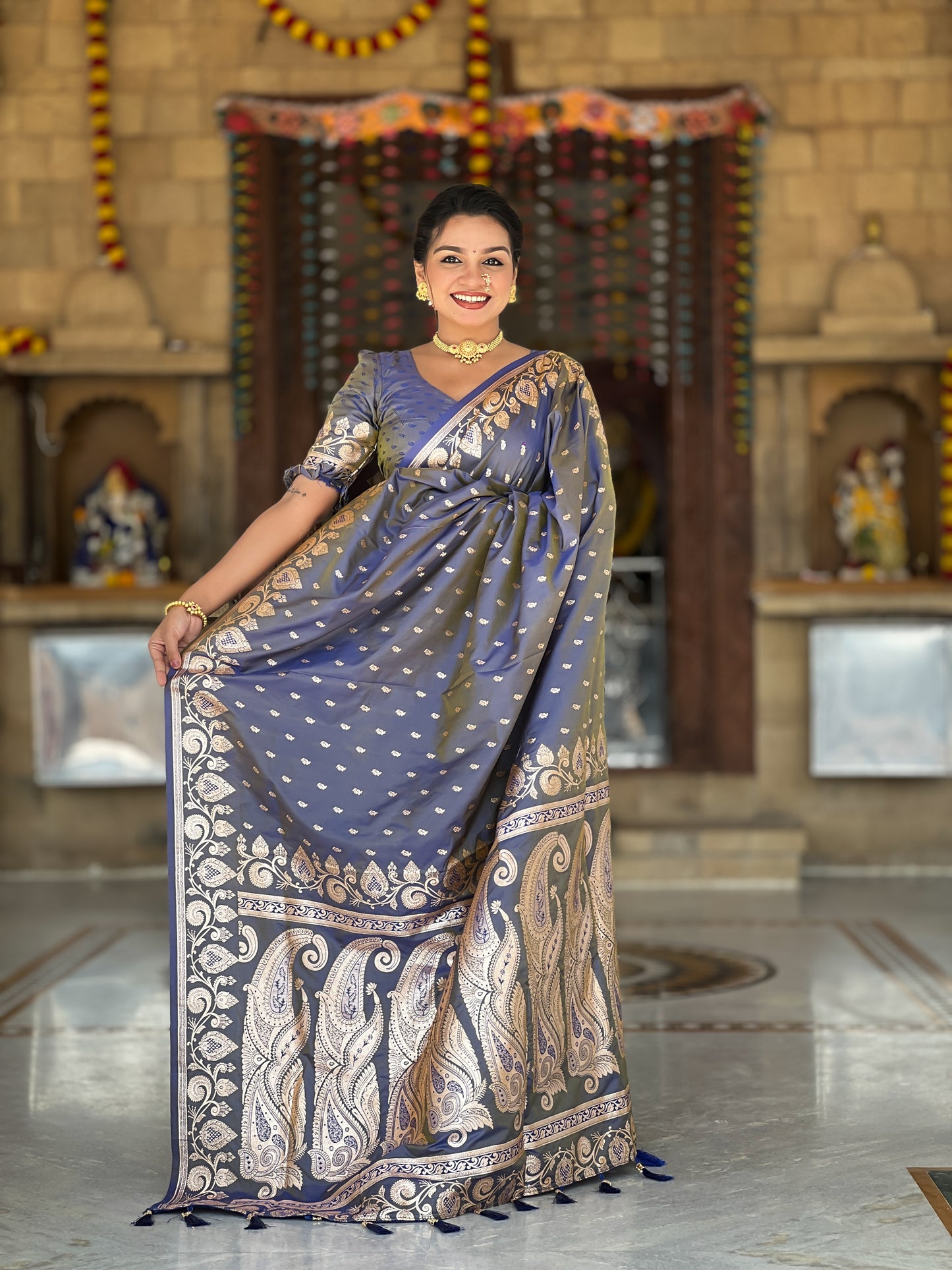 Grey Unique Meena Banarasi Silk Saree With Blouse Piece