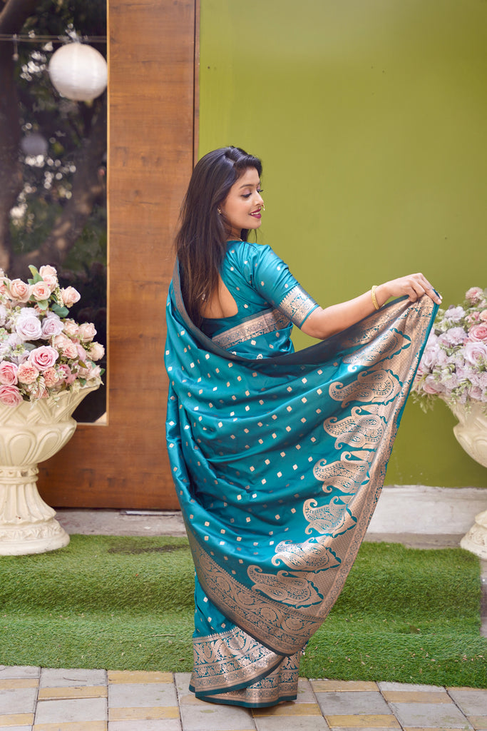 Rama Green Banarasi Silk Saree With Silk Blouse Piece
