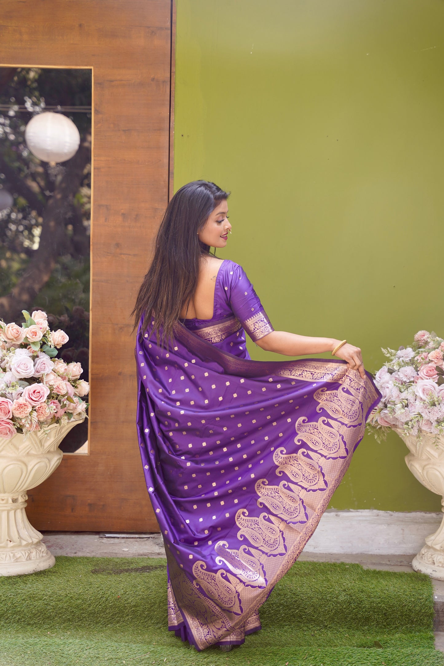 Purple Banarasi Silk Saree With Silk Blouse Piece
