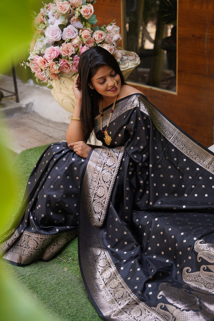 Black Banarasi Silk Saree With Silk Blouse Piece