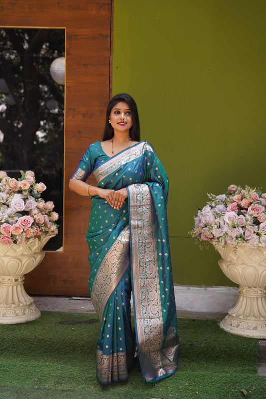 Rama Green Banarasi Silk Saree With Silk Blouse Piece