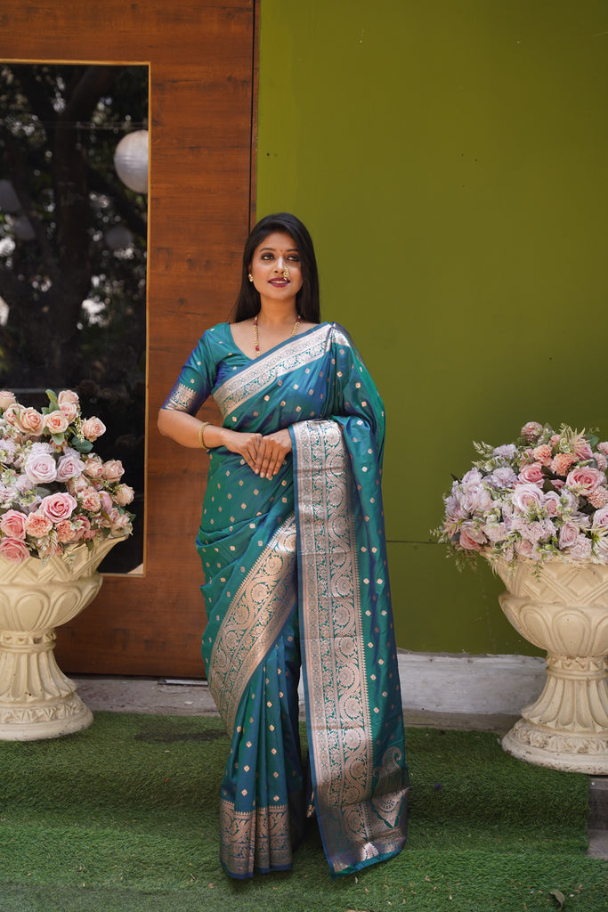 Rama Green Banarasi Silk Saree With Silk Blouse Piece