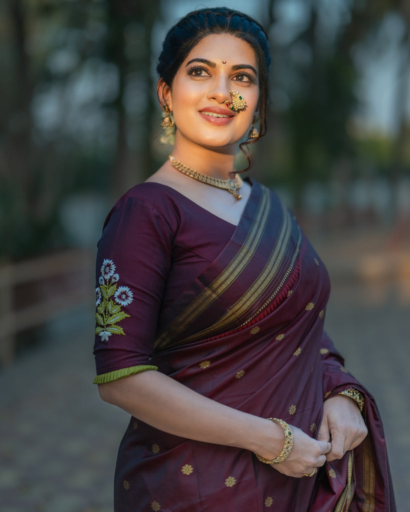 Dhanashri Kadgaonkar Traditional Narayanpet Paithani saree