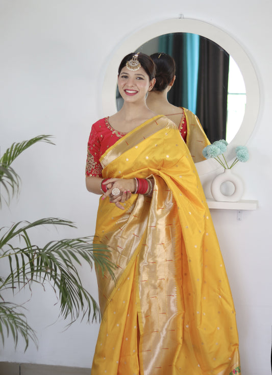 Yellow Royal Motif Pethani Silk Saree With Blouse Piece