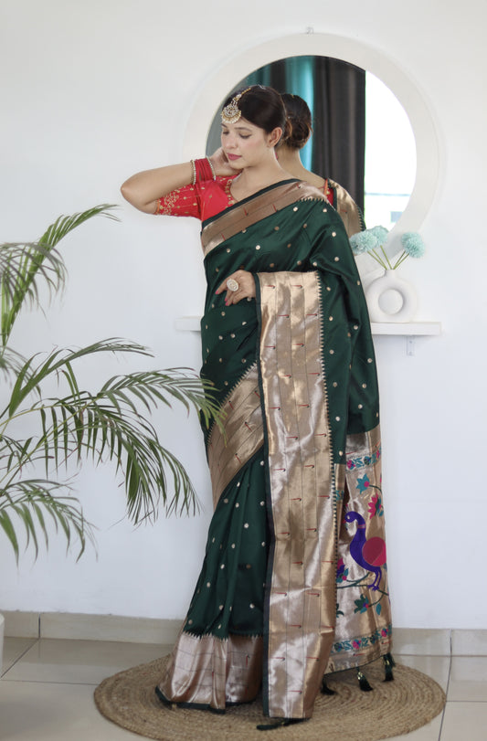 Green Pink Royal Motif Pethani Silk Saree With Blouse Piece