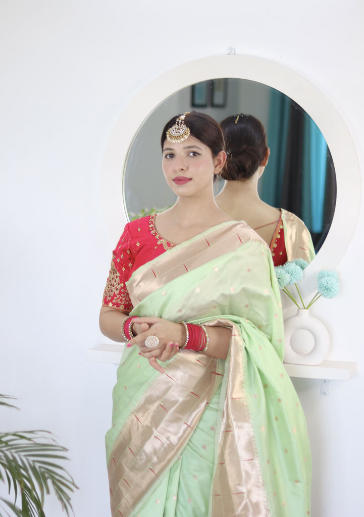 Pista Royal Motif Pethani Silk Saree With Blouse Piece