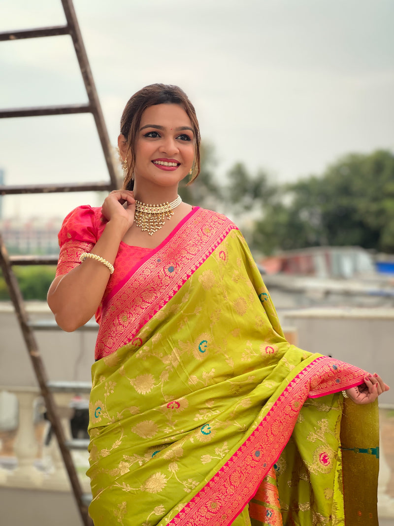 Parrot Green With Contrast Border Banarasi Silk Saree With Blouse Piece