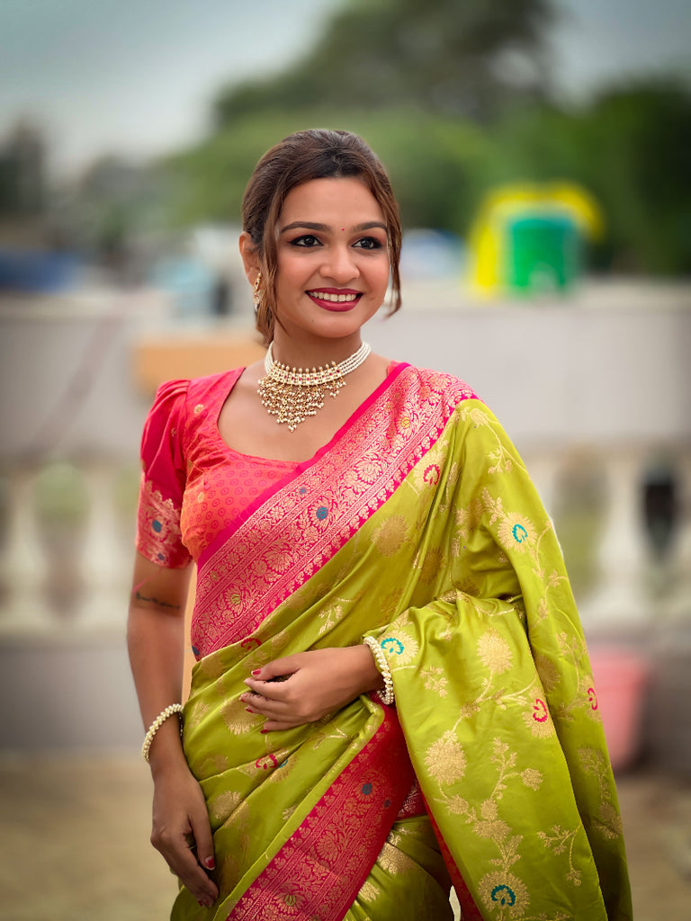 Parrot Green With Contrast Border Banarasi Silk Saree With Blouse Piece