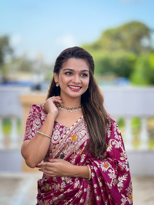 Heavy Flower Pure Dolla Silk Saree With Blouse Piece