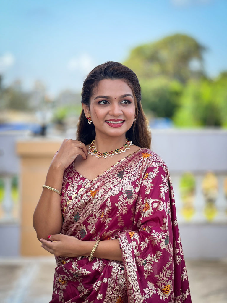 Heavy Flower Pure Dolla Silk Saree With Blouse Piece