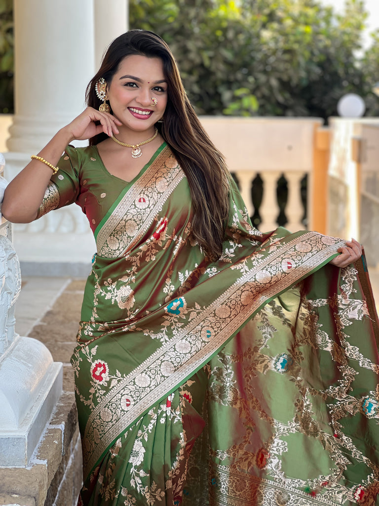 Mehendi Graceful Trending Banarasi Silk Saree With Blouse Piece