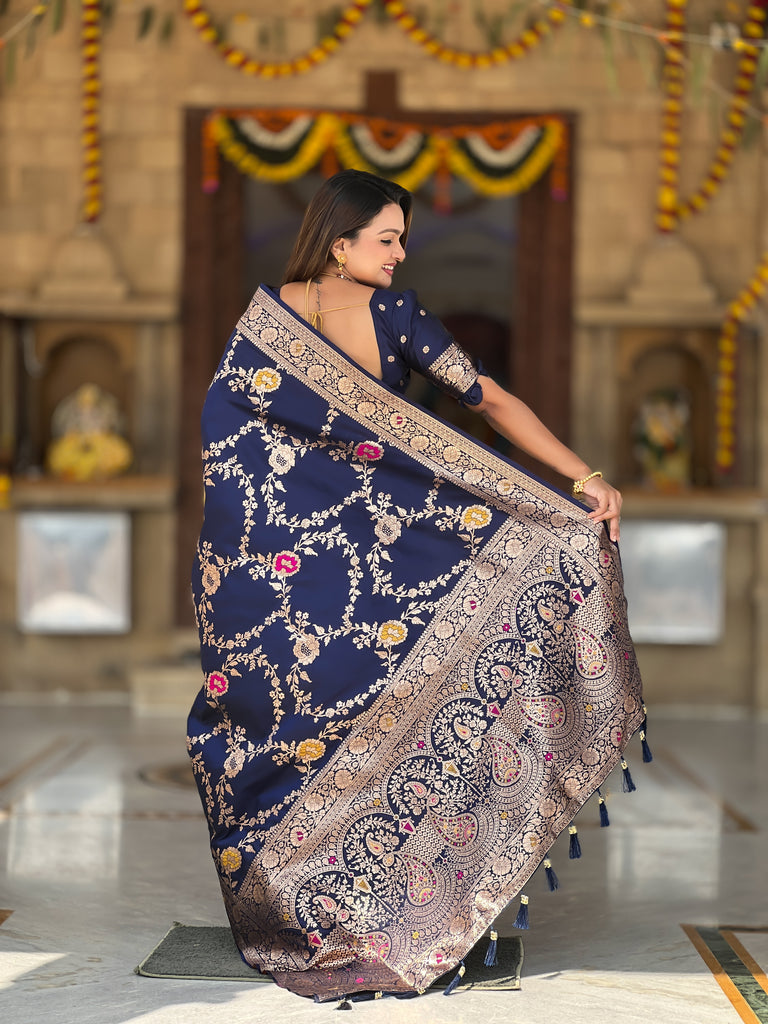 Navy Blue Graceful Trending Banarasi Silk Saree With Blouse Piece