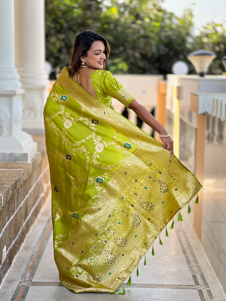 Parrot Green Graceful Trending Banarasi Silk Saree With Blouse Piece