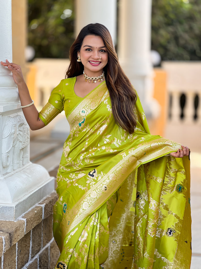 Parrot Green Graceful Trending Banarasi Silk Saree With Blouse Piece
