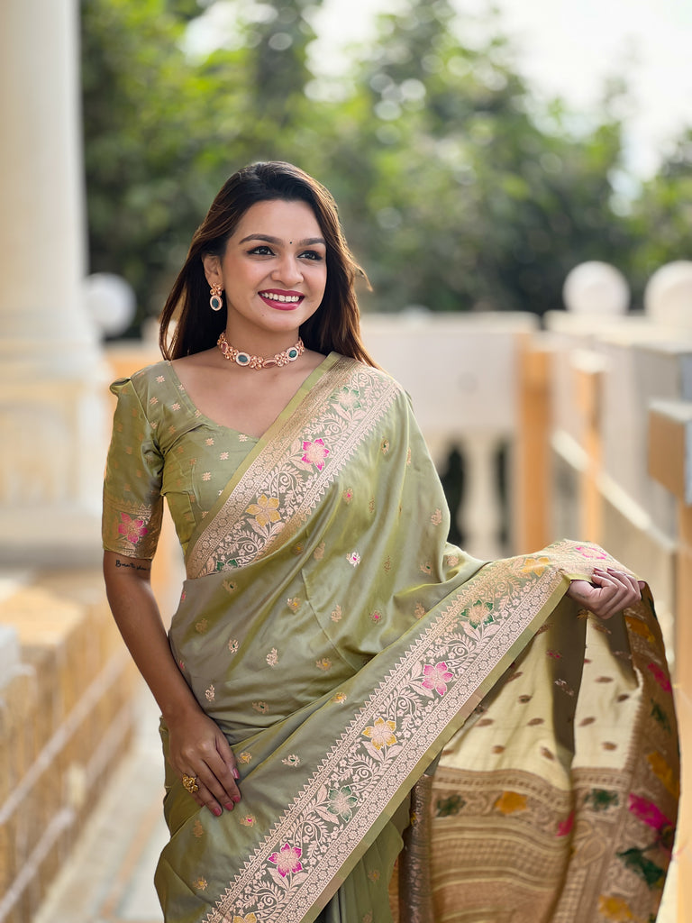 Pista Zari Weaving Banarasi Saree With Blouse Piece