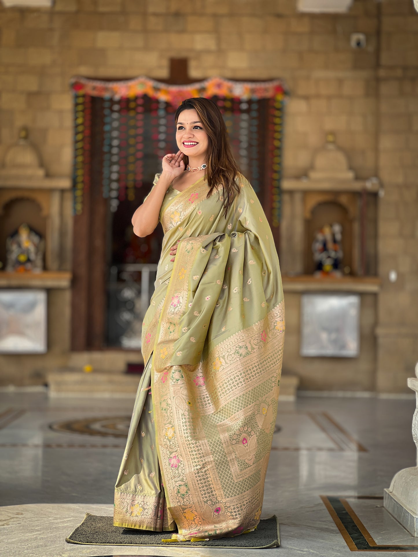 Pista Zari Weaving Banarasi Saree With Blouse Piece