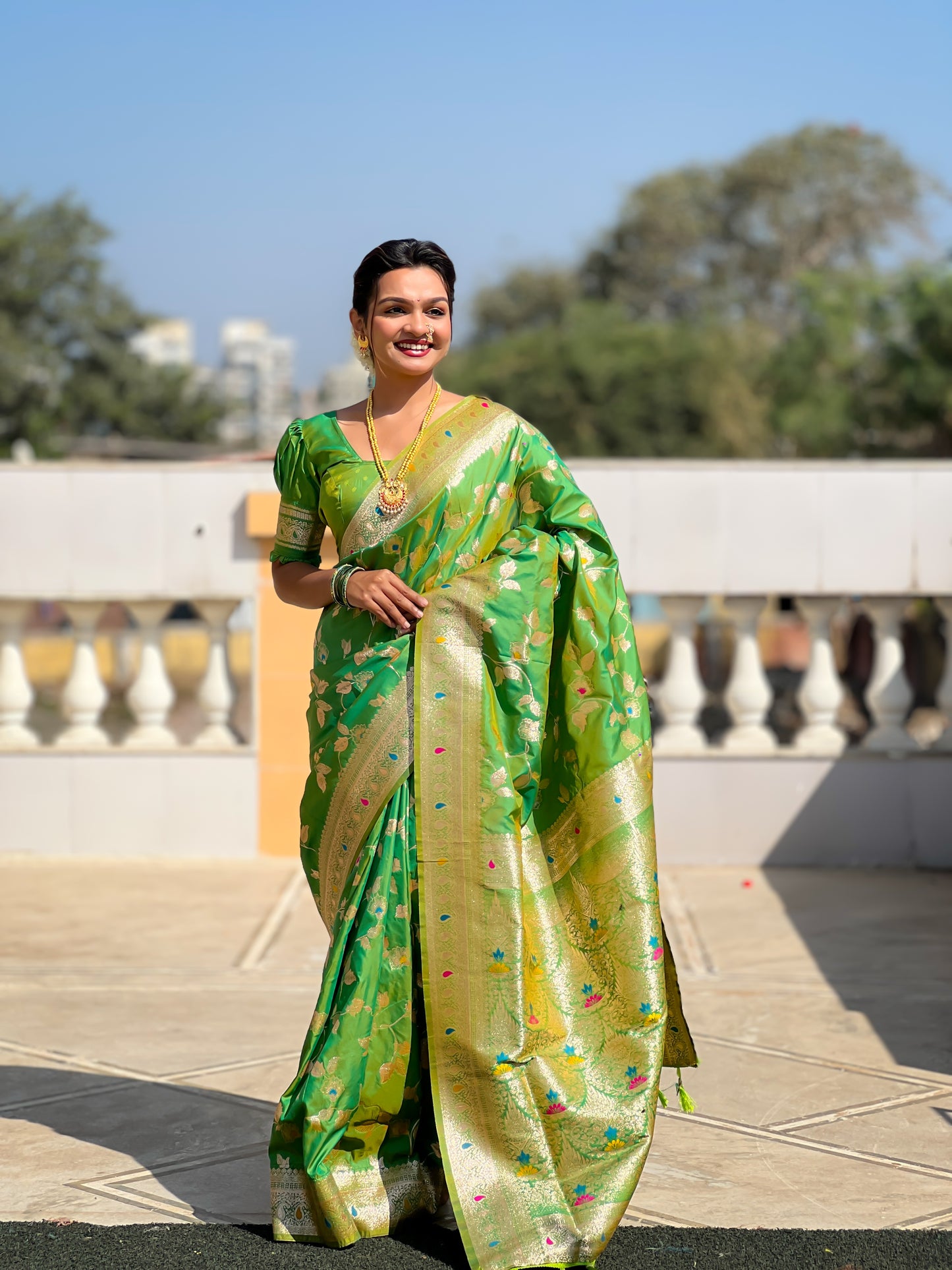 Parrot Meenakari Banarasi Silk Saree With Silk Blouse Piece