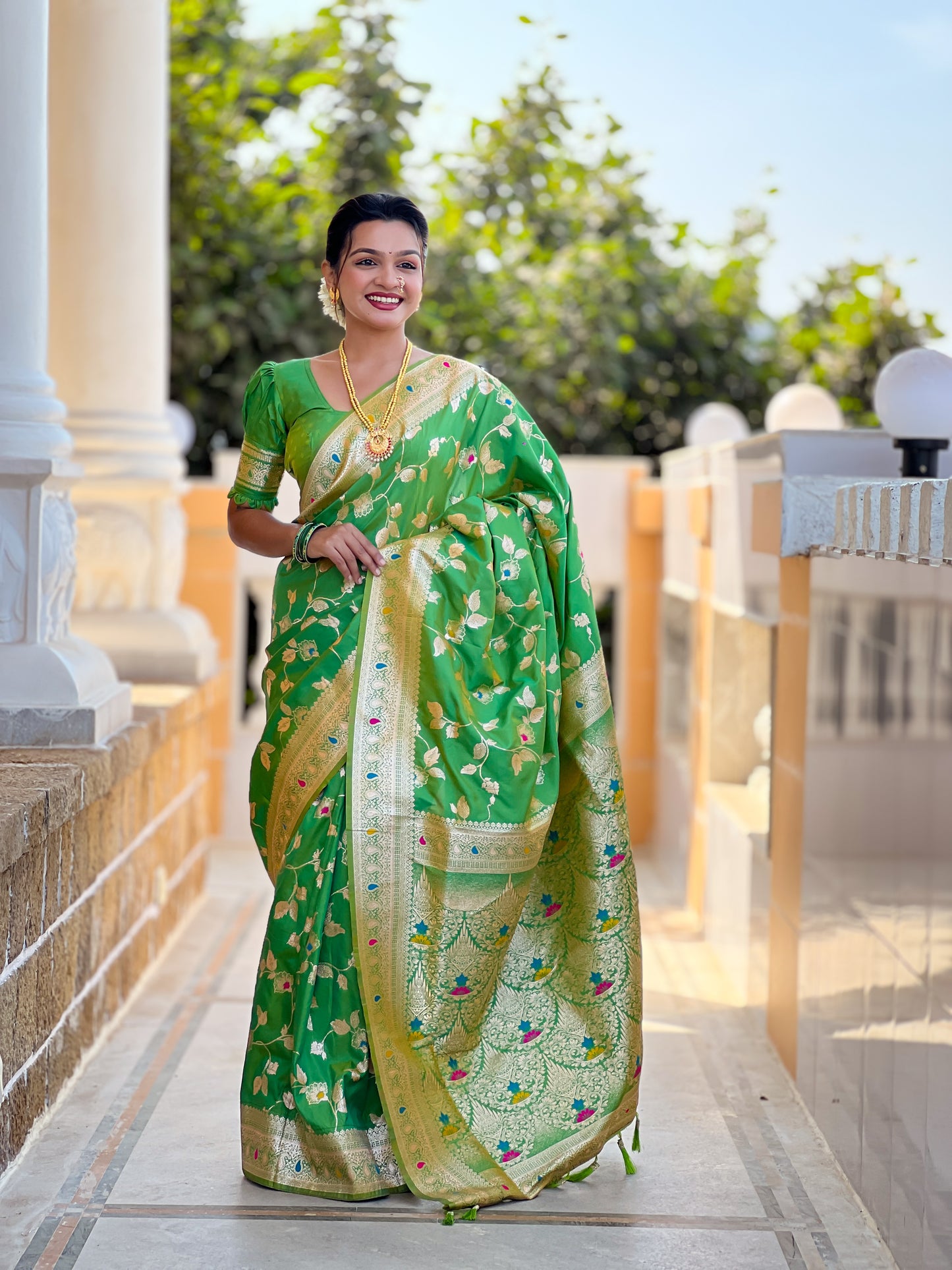 Parrot Meenakari Banarasi Silk Saree With Silk Blouse Piece