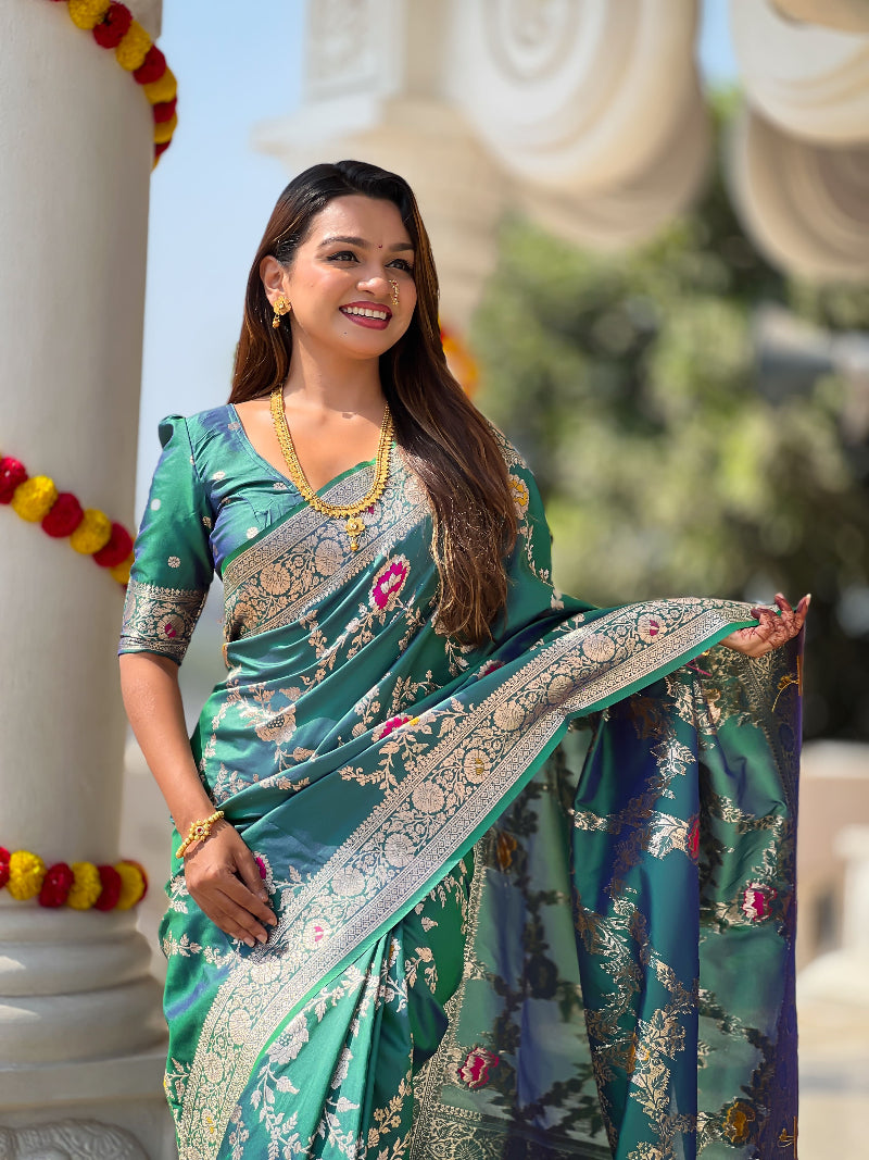 Rama Graceful Trending Banarasi Silk Saree With Blouse Piece