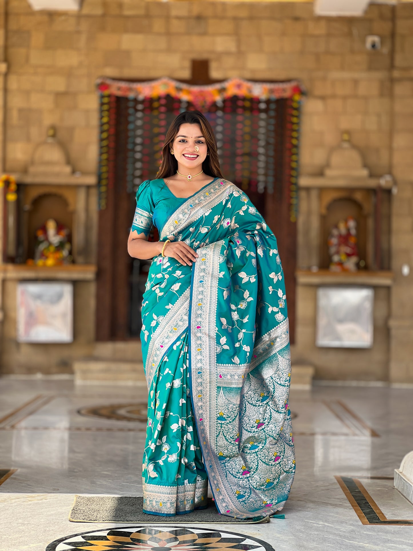 Rama Meenakari Banarasi Silk Saree With Silk Blouse Piece